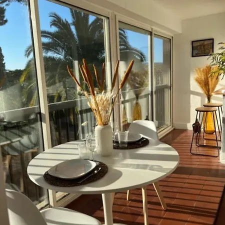 35m With Pool For Couple In Tropez Lejlighed Saint-Tropez