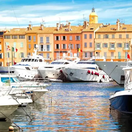 Daire 35m With Pool For Couple In Tropez *